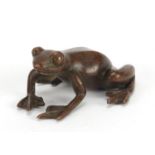 Japanese patinated bronze frog, 5cm in length : For Further Condition Reports Please Visit Our