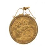 George V 1914 gold sovereign with 9ct gold pendant mount, approximate weight 9.3g : For Further