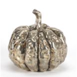 Silver plated model of a pumpkin, 15cm high : For Further Condition Reports and Live Bidding