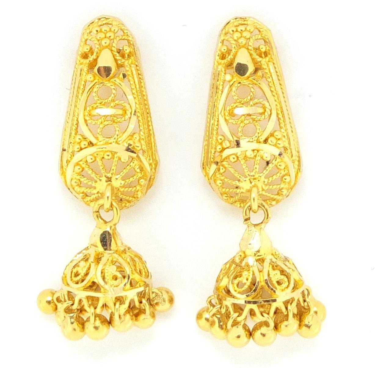 Pair of Indian 22ct gold drop earrings, 3cm in length, approximate weight 4.7g : For Further