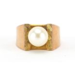 Unmarked gold pearl ring, size I, approximate weight 4.7g : For Further Condition Reports Please