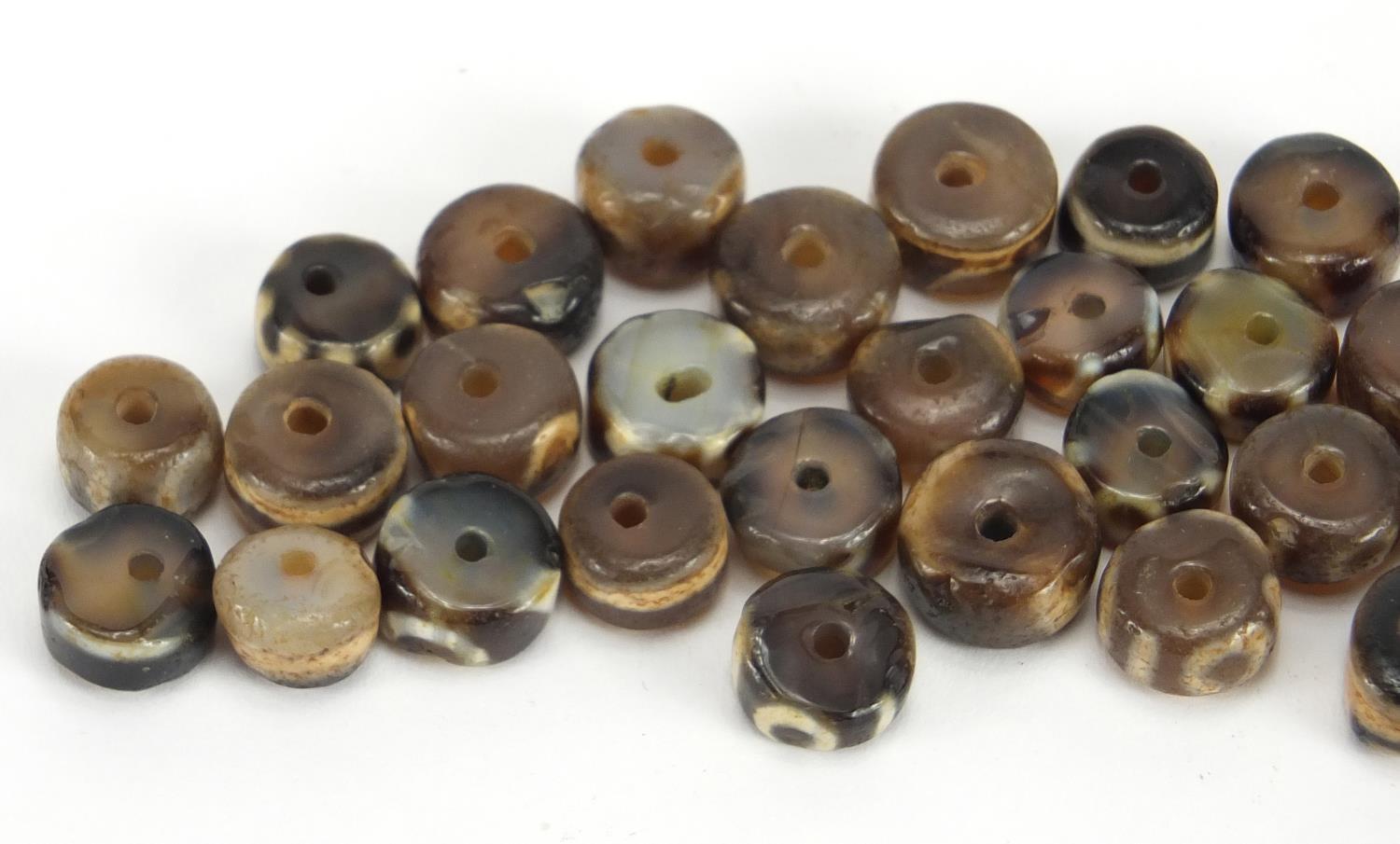 Collection of Islamic agate beads, each approximately 1.5cm in diameter : For Further Condition - Image 2 of 4