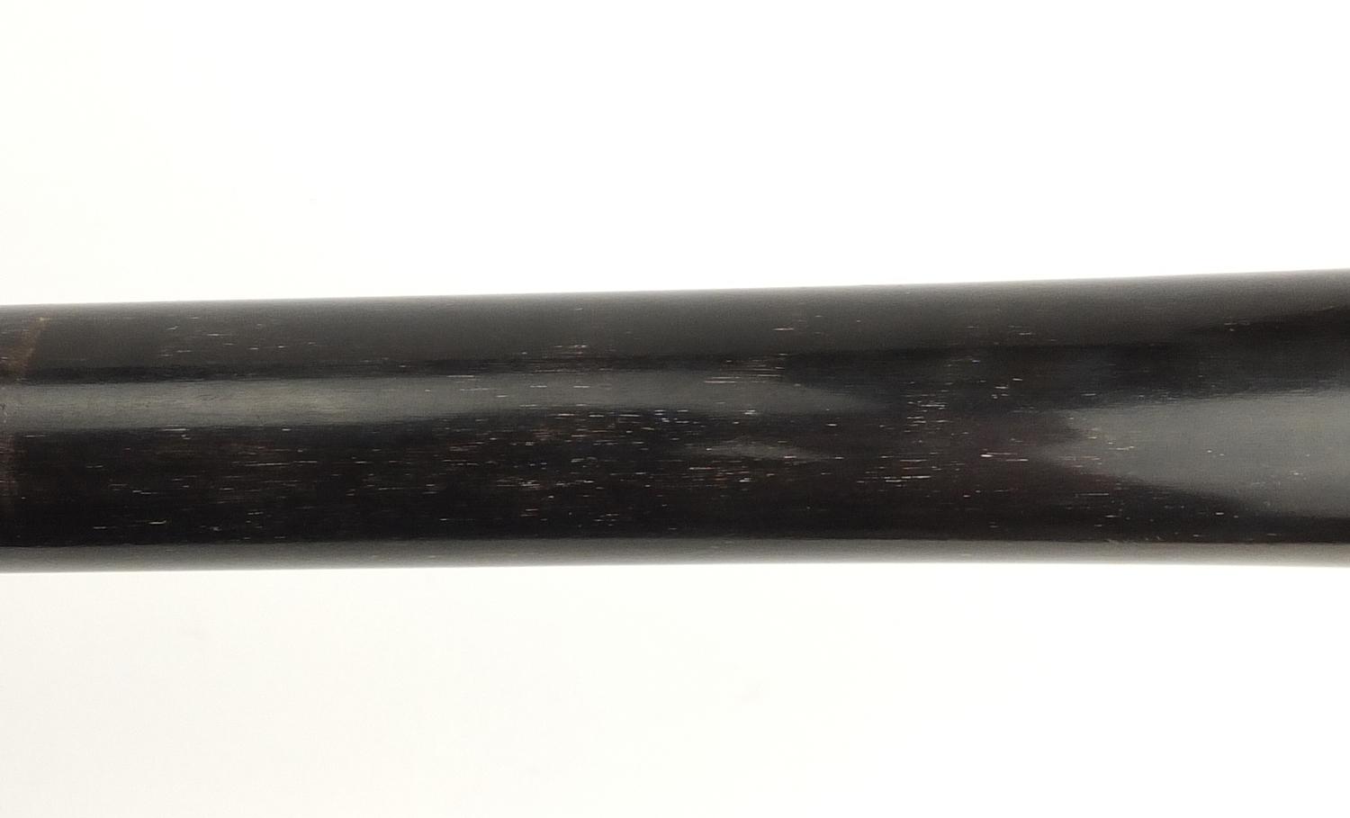 Chinese horn walking stick possibly rhinoceros horn, 89cm in length, 600.0g :For Further Condition - Image 7 of 9