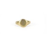 Gentleman's 9ct gold signet ring, size T, 3.2g :For Further Condition Reports Please Visit Our