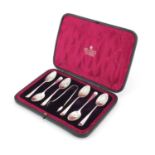 Set of six Victorian silver teaspoons and sugar tongs with shell shaped bowls, by Josiah