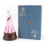 Royal Doulton figurine commemorating the 80th birthday of Elizabeth The Queen Mother, HN2882 on