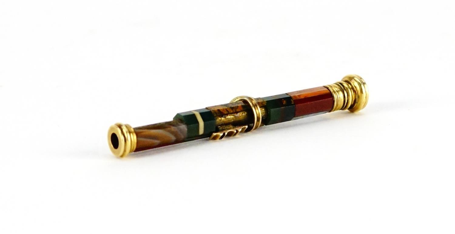 19th century unmarked gold and agate propelling pencil, 6.5cm in length when closed :For Further - Image 4 of 5