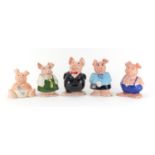 Set of five Wade Natwest piggy banks, the largest 19cm high : For Further Condition Reports or to