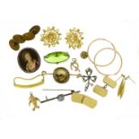 Antique and later jewellery including agate brooch, gold charms and pair of Sarah Coventry