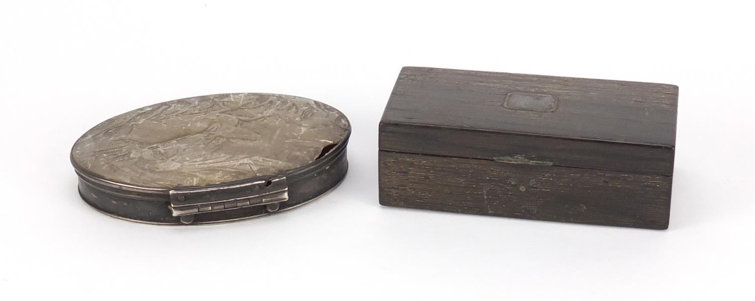 Two 18th century snuff boxes comprising a silver, mother of pearl and tortoiseshell example and - Image 4 of 6