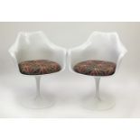 Pair of Eero Saarinen design tulip chairs, impressed Swady to the bases, each 86cm high :For Further