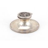 Edwardian silver Capstan inkwell with tortoiseshell piqué work lid, indistinct makers mark,