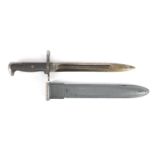 American Military interest 1943 MI bayonet with scabbard by Oneida, 40.5cm in length :For Further