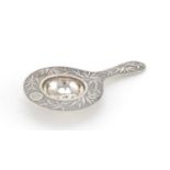 Chinese silver tea strainer embossed with bamboo by Tuck Chung, 15.5cm in length, 53.9g :For Further