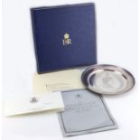 Annigoni Royal Silver Jubilee plate, limited edition 351/2000, with box and paperwork, 23cm in