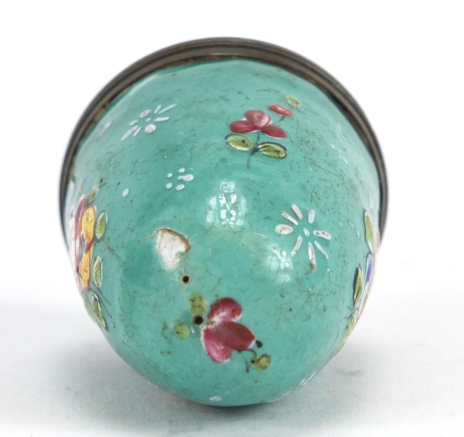 18th century Bilston enamel nutmeg grater hand painted with flowers, 5cm high :For Further Condition - Image 4 of 5