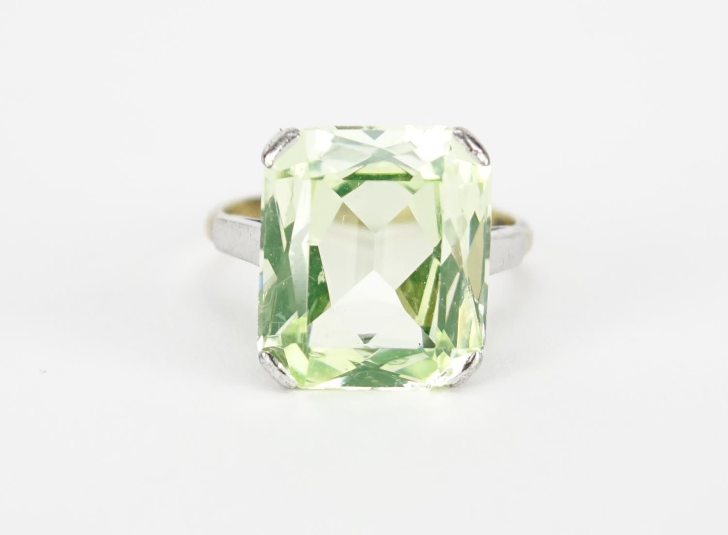 9ct gold green stone ring, size L, 4.5g :For Further Condition Reports Please Visit Our Website. - Image 2 of 8