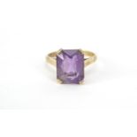 9ct gold amethyst ring, size O, 3.7g :For Further Condition Reports Please Visit Our Website.