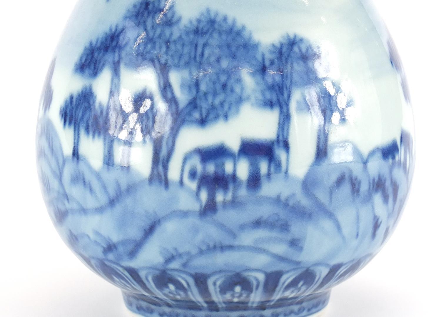 Chinese blue and white porcelain garlic neck vase, hand painted with a river landscape, six figure - Image 8 of 14