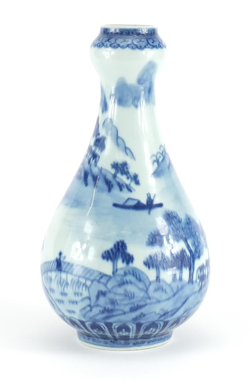 Chinese blue and white porcelain garlic neck vase, hand painted with a river landscape, six figure - Image 9 of 14