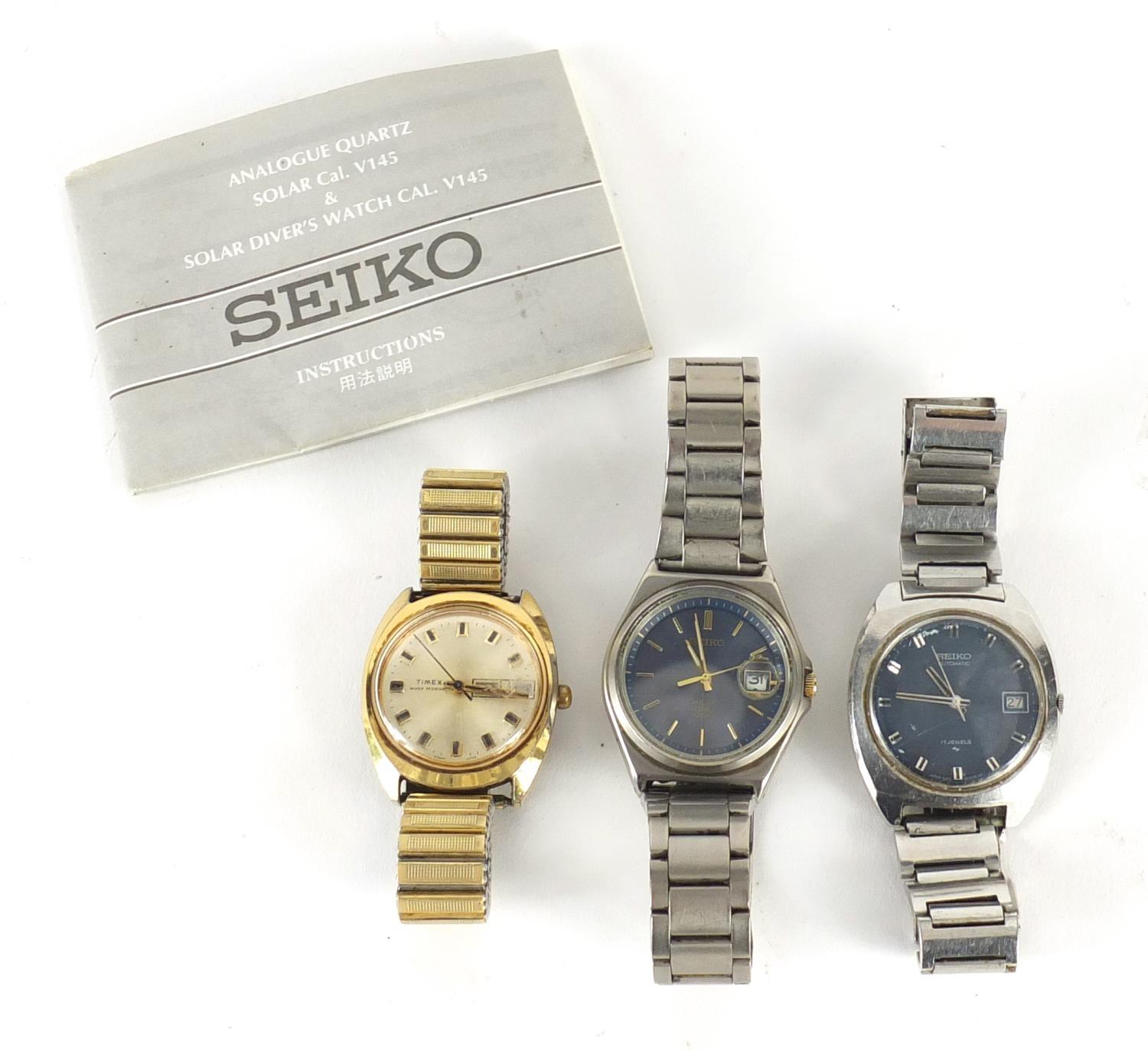 Three vintage gentleman's wristwatches comprising Seiko and Timex : For Further Condition Reports - Image 3 of 3