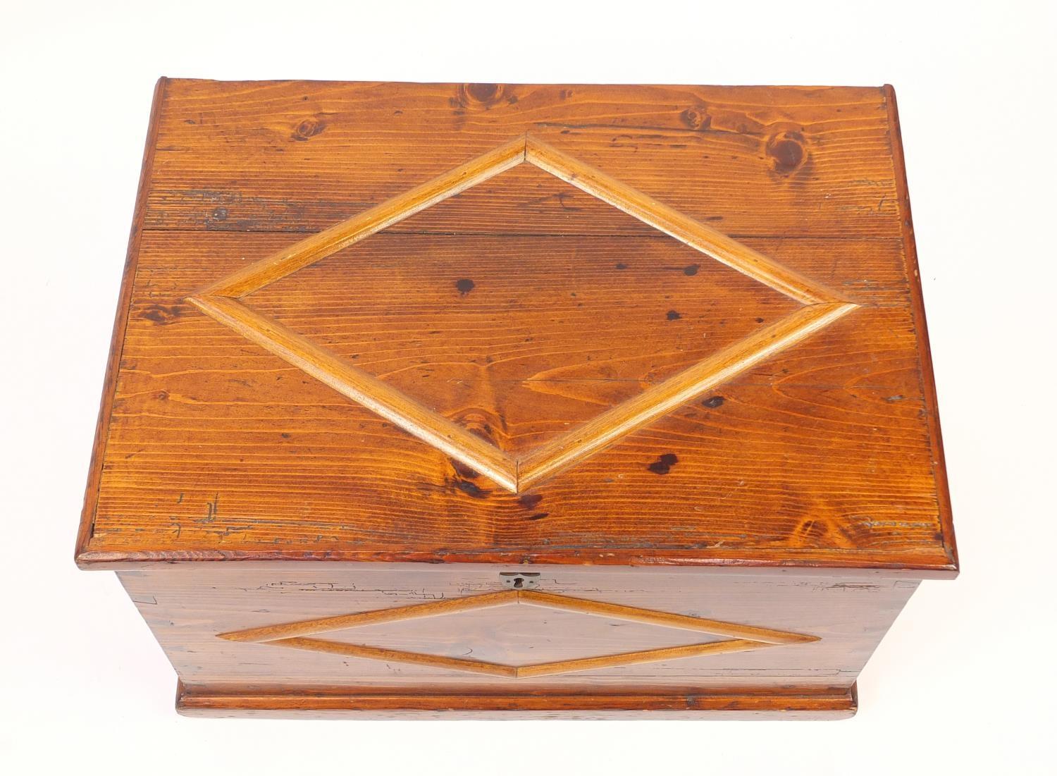 Large pine work box with hinged lid and lift out tray, housing a large selection of sewing equipment - Image 4 of 5