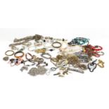 Costume jewellery including necklaces, bracelets and rings : For Further Condition Reports Please