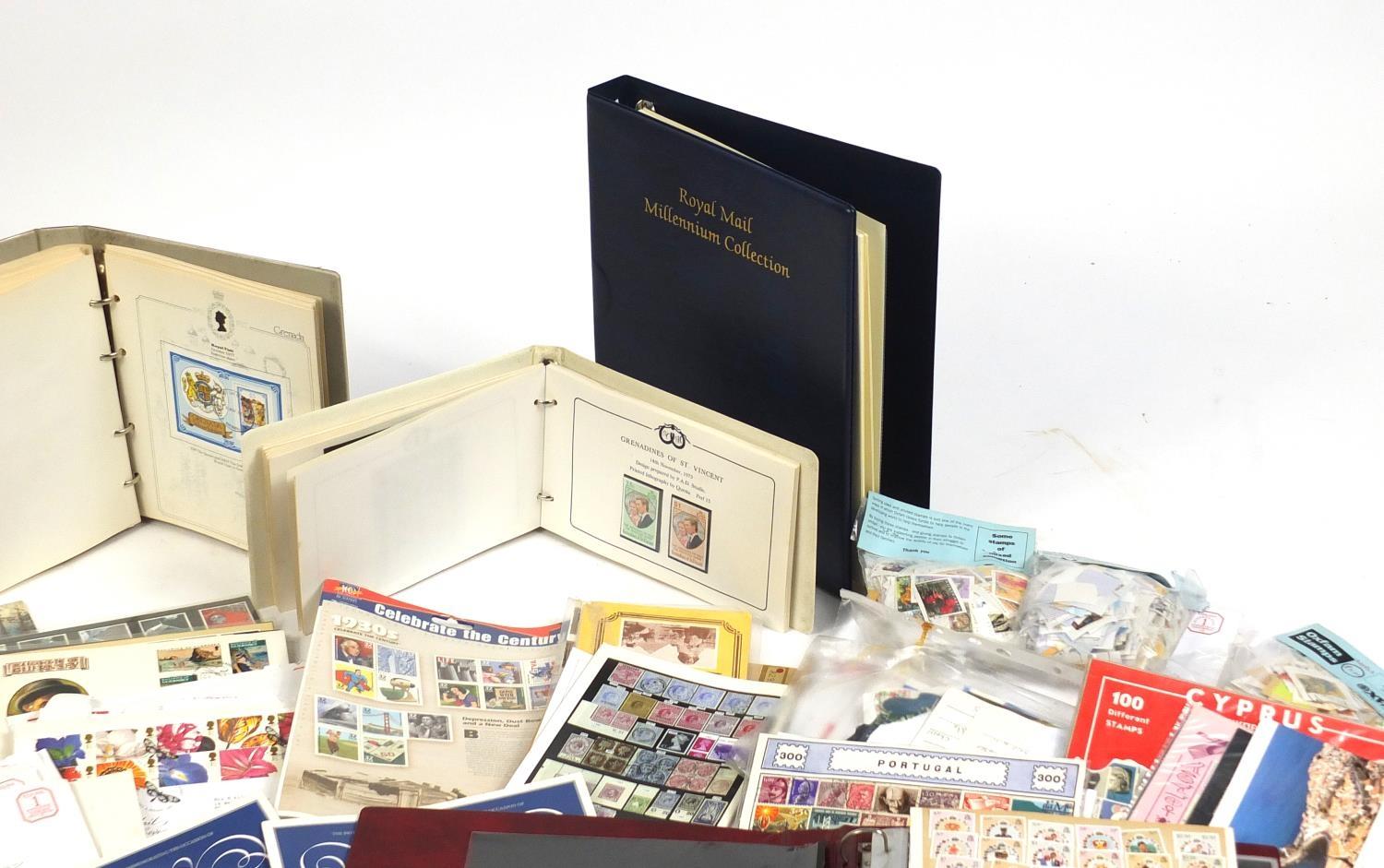 World stamps and first day covers, mostly arranged in albums : For Further Condition Reports - Image 3 of 6