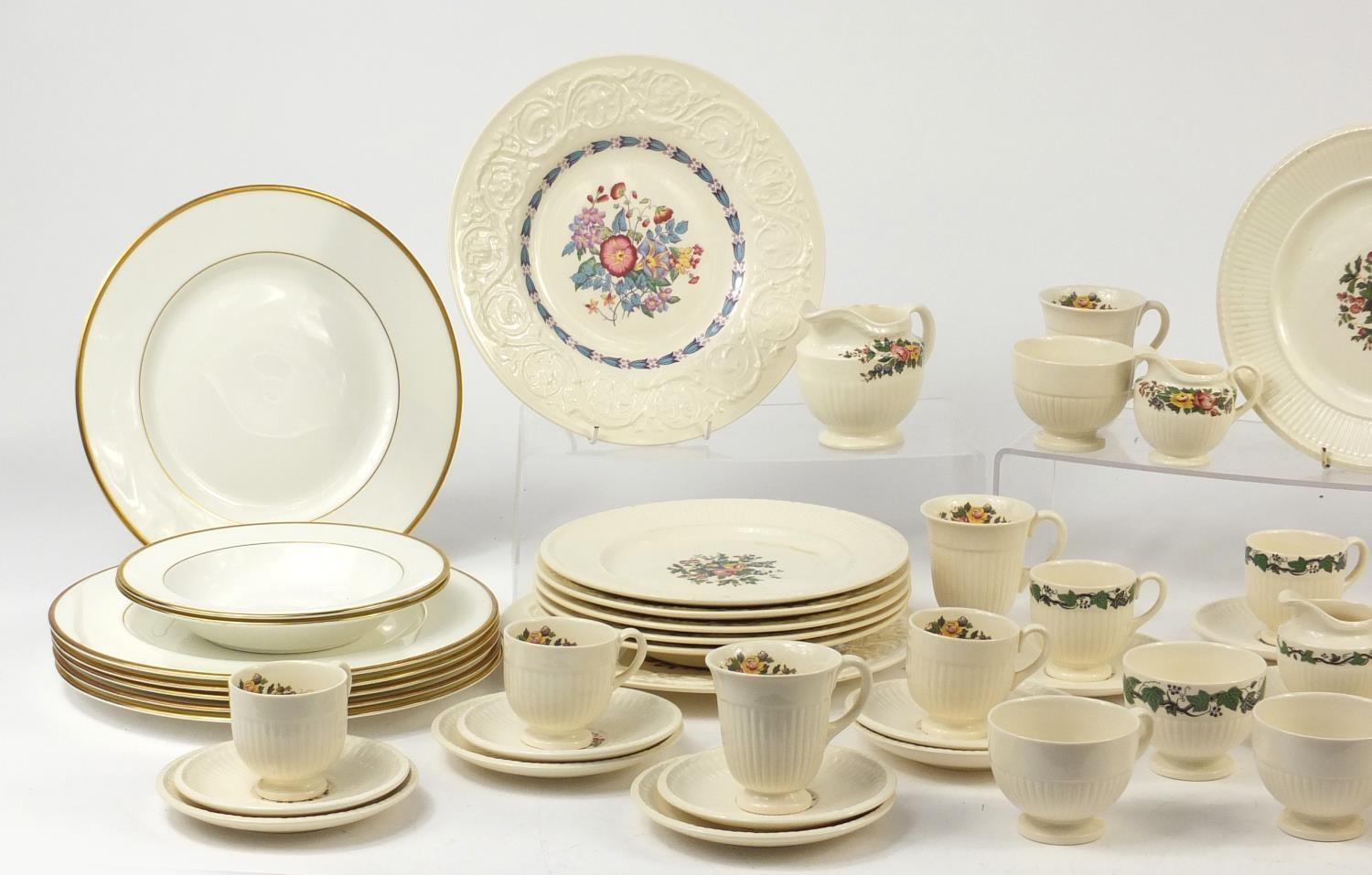 Wedgwood dinner and teawares including Morning Glory, Conway, Stratford and California : For Further - Image 2 of 4