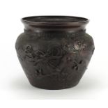 Chinese bronze jardinière, relief decorated with a dragon, 25cm high x 28cm in diameter : For