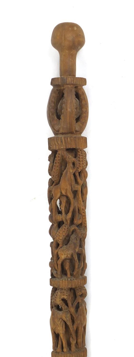 African walking stick profusely carved with animals, 107cm in length : For Further Condition Reports - Image 2 of 4