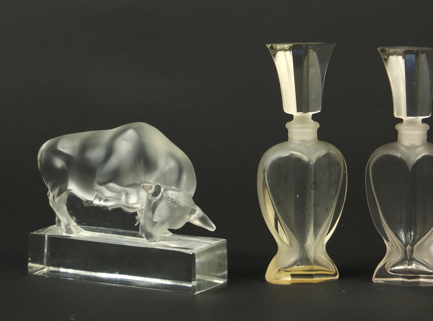 Art Deco glassware including a Lalique bull paperweight and scent bottles, the bull 11cm in length : - Image 2 of 7