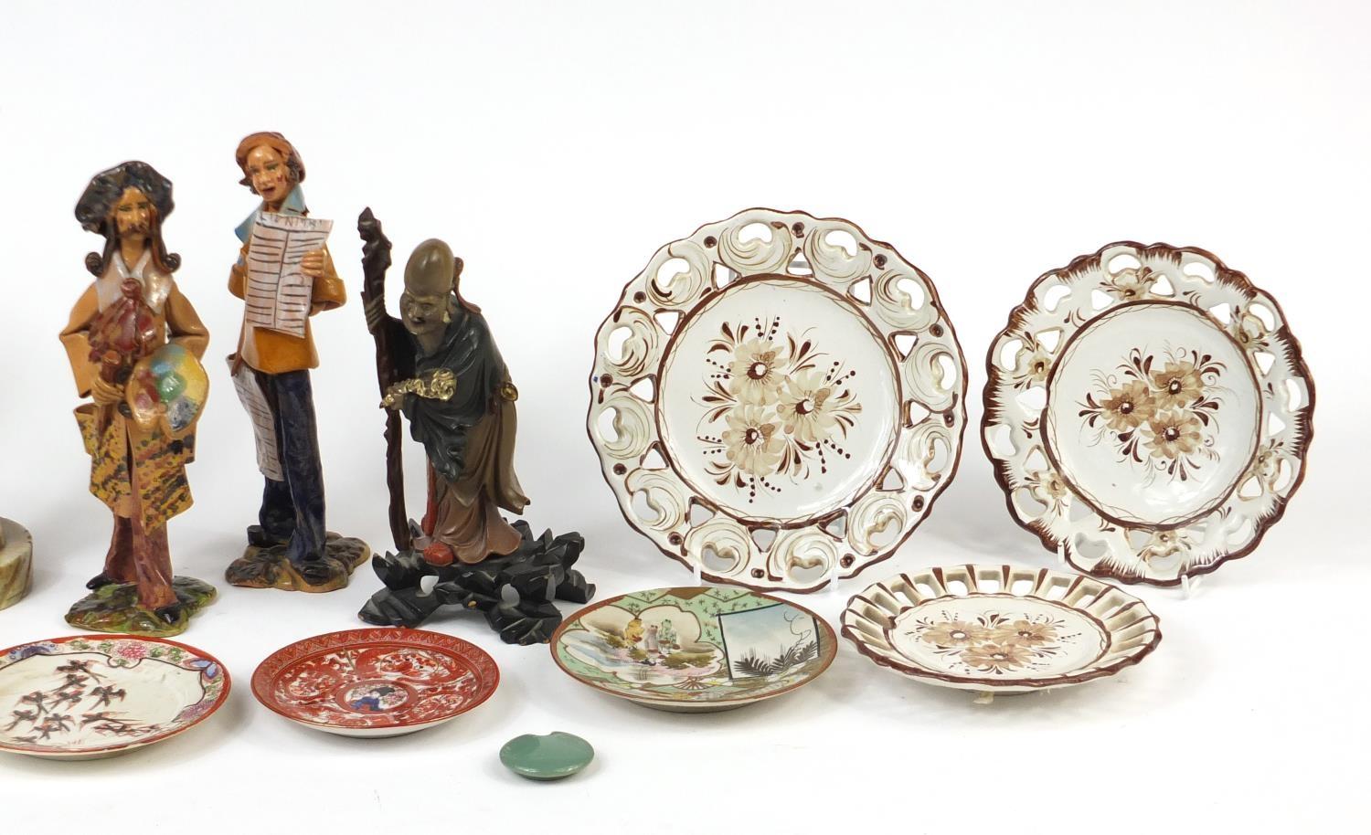 Decorative figures and plates including Italian pottery figures, carved onyx Chinese figures and - Image 3 of 7