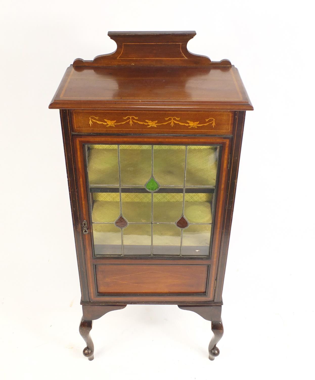 Edwardian inlaid mahogany china cabinet with leaded glass door, 141cm H x 62cm W x 33cm D : For - Image 3 of 4