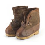Pair of Military interest insulated leather snow boots : For Further Condition Reports Please