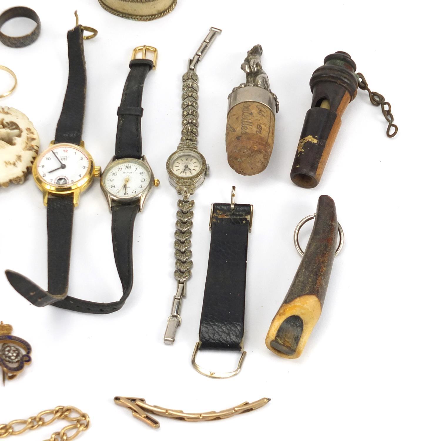 Objects including vintage pocket watches, folding pocket knives, costume jewellery and a Ronson - Image 4 of 5