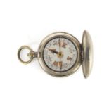British Military issue compass, the case engraved Terrasse W.Co VI 69695 1918, 4.5cm in diameter :