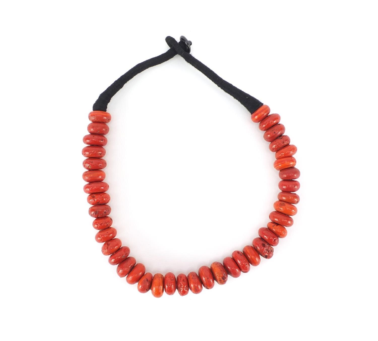 Islamic coral bead necklace, 55cm in length : For Further Condition Reports Please visit our website - Image 3 of 4