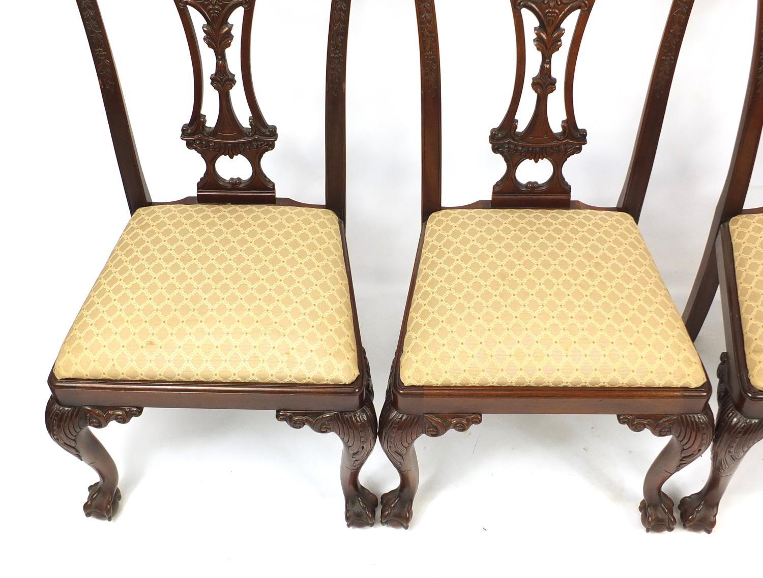 Set of eight Chippendale style mahogany chairs with drop in seats including two carvers, all - Image 11 of 15