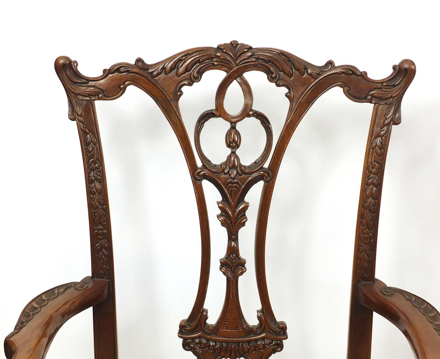 Set of eight Chippendale style mahogany chairs with drop in seats including two carvers, all - Image 5 of 15