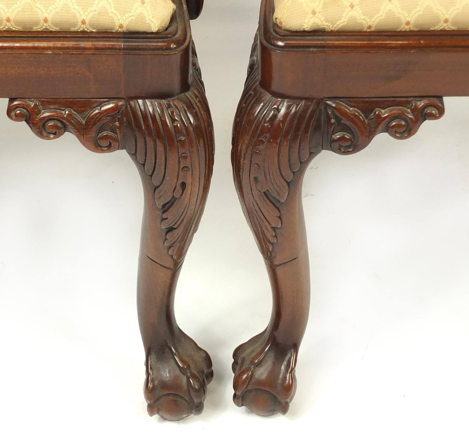 Set of eight Chippendale style mahogany chairs with drop in seats including two carvers, all - Image 6 of 15