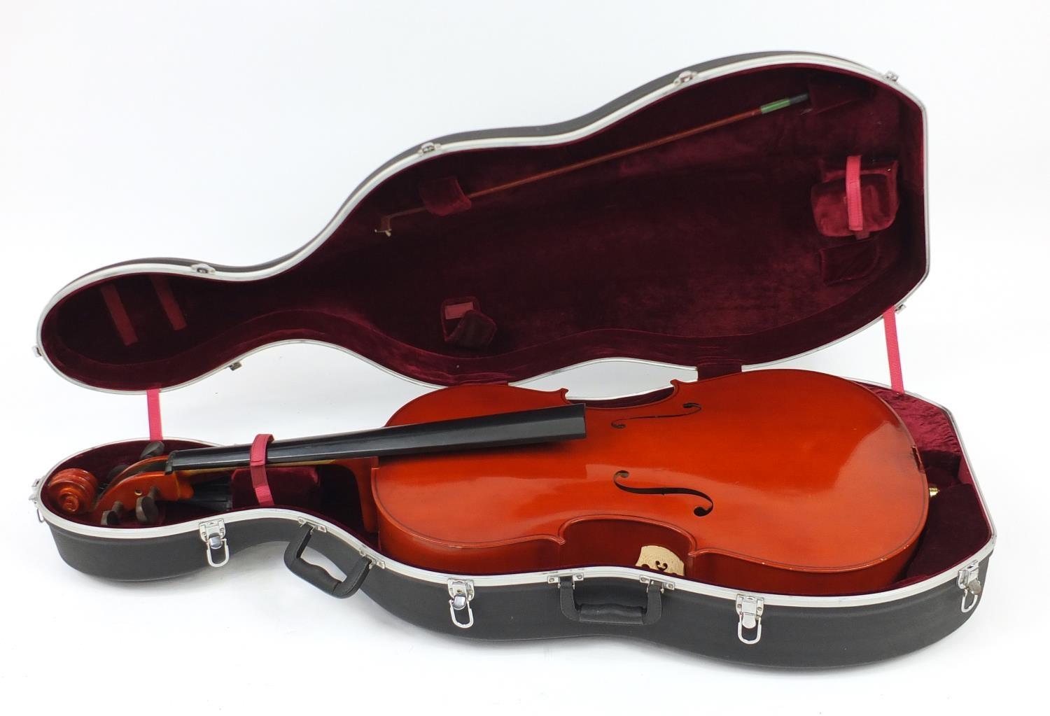 Full size cello with bow and Stagg protective travelling case, the cello back 30.5inch in length : - Image 16 of 19