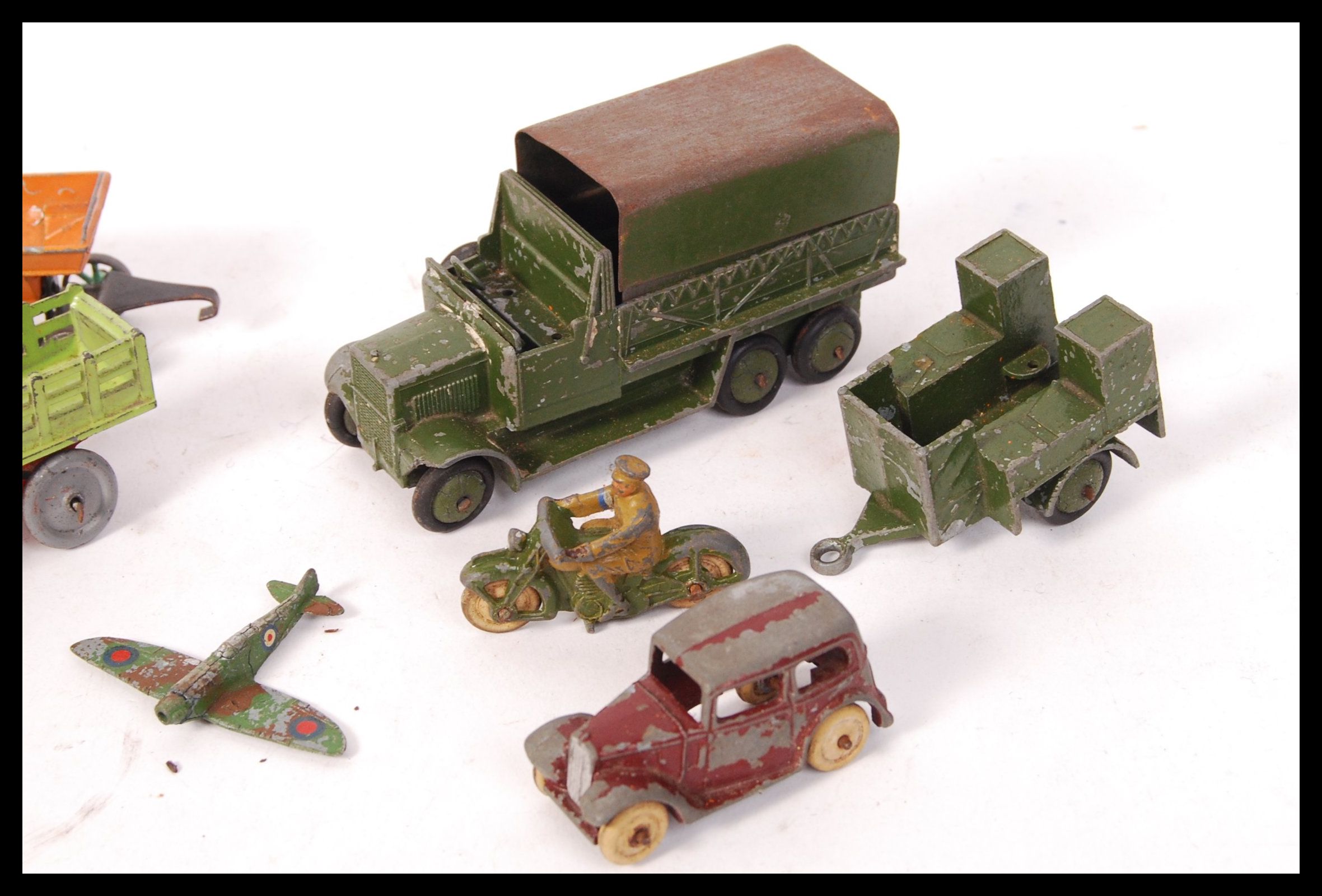 ASSORTED PRE-WAR SCALE DIECAST MODEL VEHICLES - Image 2 of 5