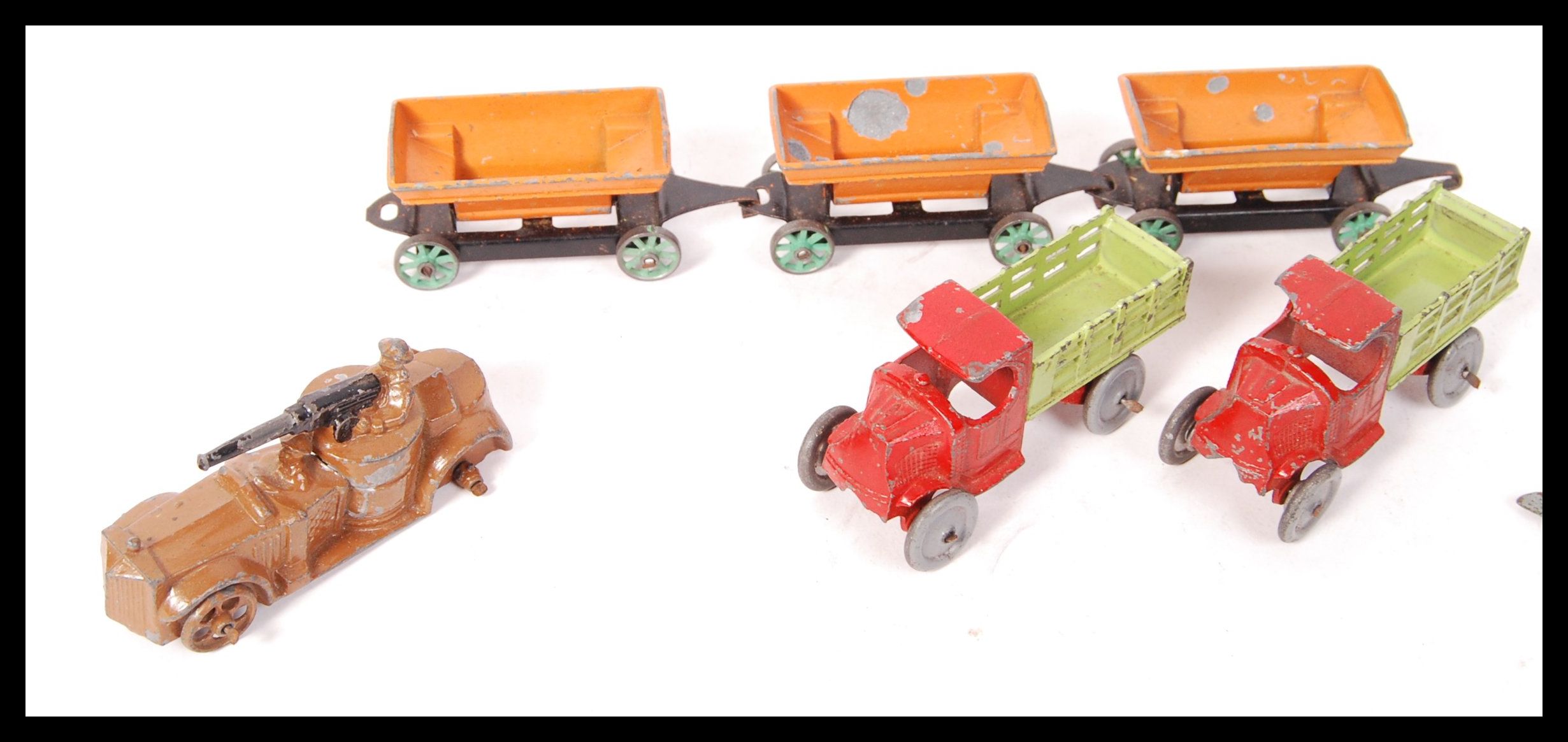 ASSORTED PRE-WAR SCALE DIECAST MODEL VEHICLES - Image 3 of 5