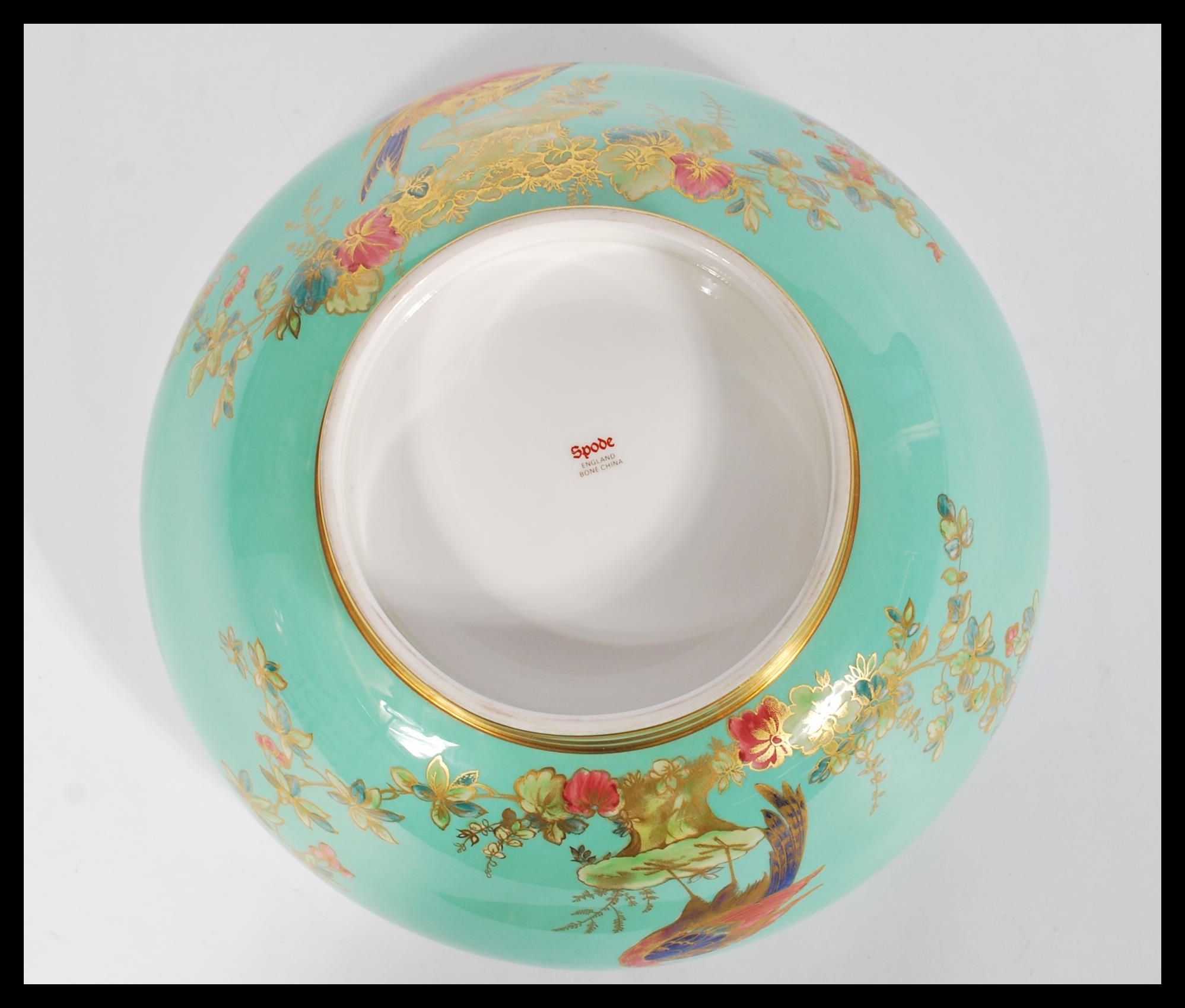 A 20th Century Spode bone china centrepiece / fruit bowl having a mint green ground featuring - Image 4 of 4