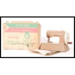 ORIGINAL VINTAGE SINGER ' SEW HANDY ' MODEL 40K SEWING MACHINE