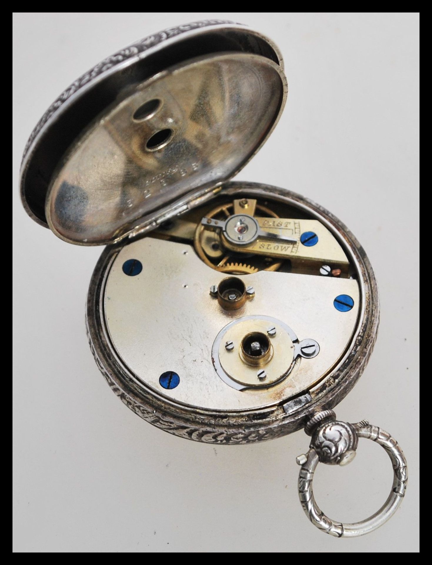 An early 20th Century continental silver fob pocket watch having engraved foliate decoration to - Bild 5 aus 6