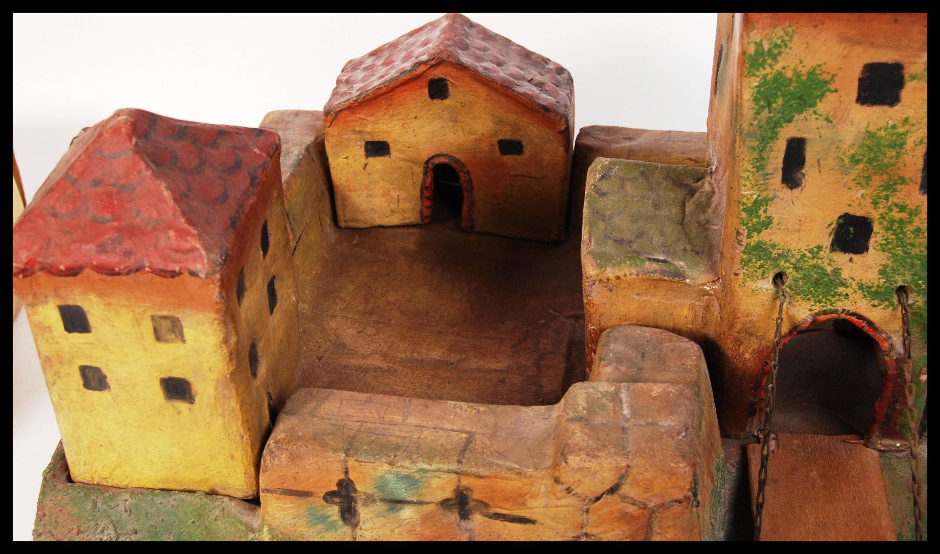 RARE ANTIQUE EARLY 20TH CENTURY PAPIER MACHE FORT - Bild 4 aus 6