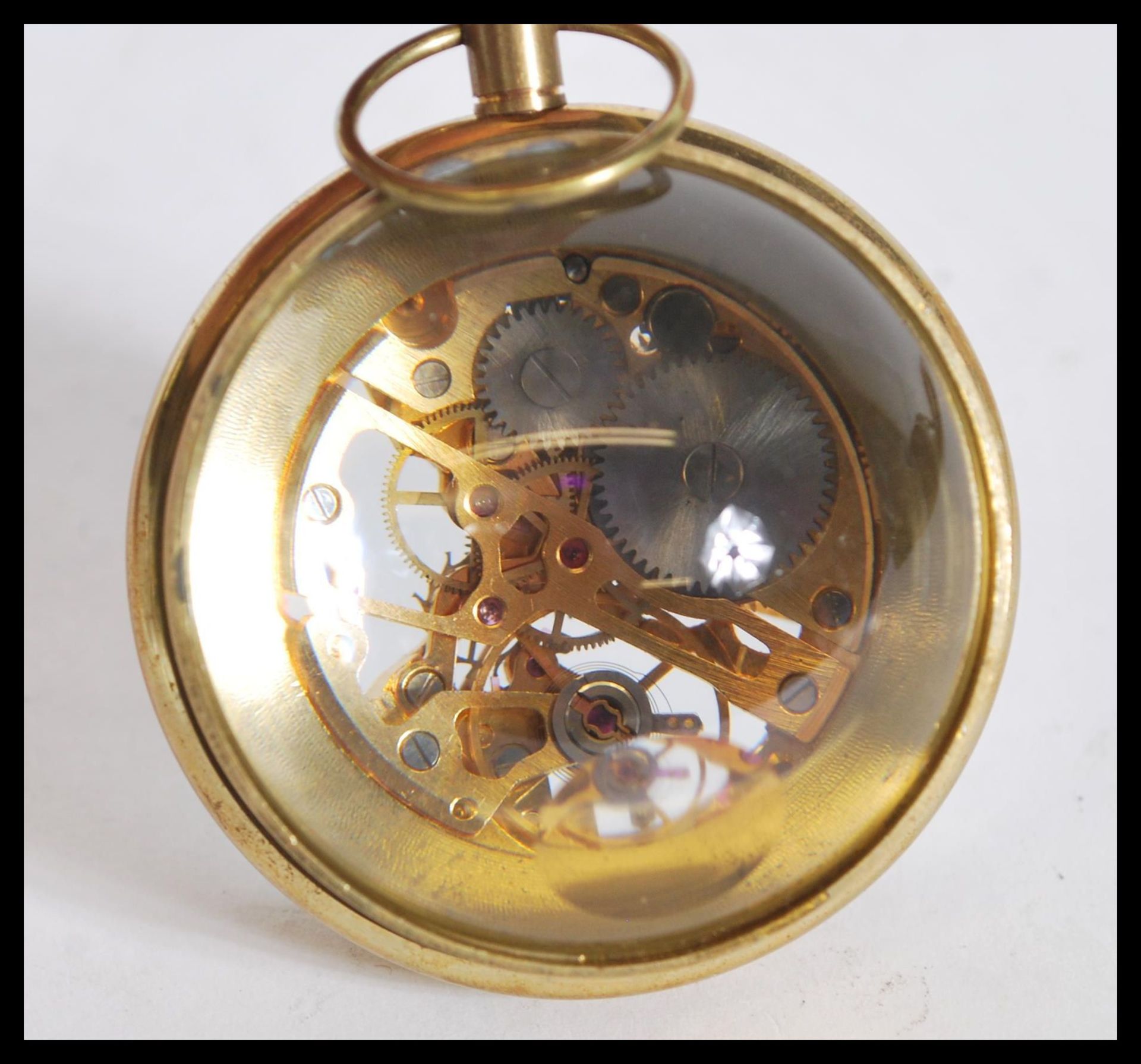 An unusual Roman style fish eye ball clock having a central open skellington movement with Roman - Bild 4 aus 4