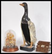 A group of vintage 20th Century items to include desk calendar in figured bakelite, duck brush and